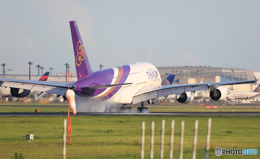 着陸　Thai A380-841 