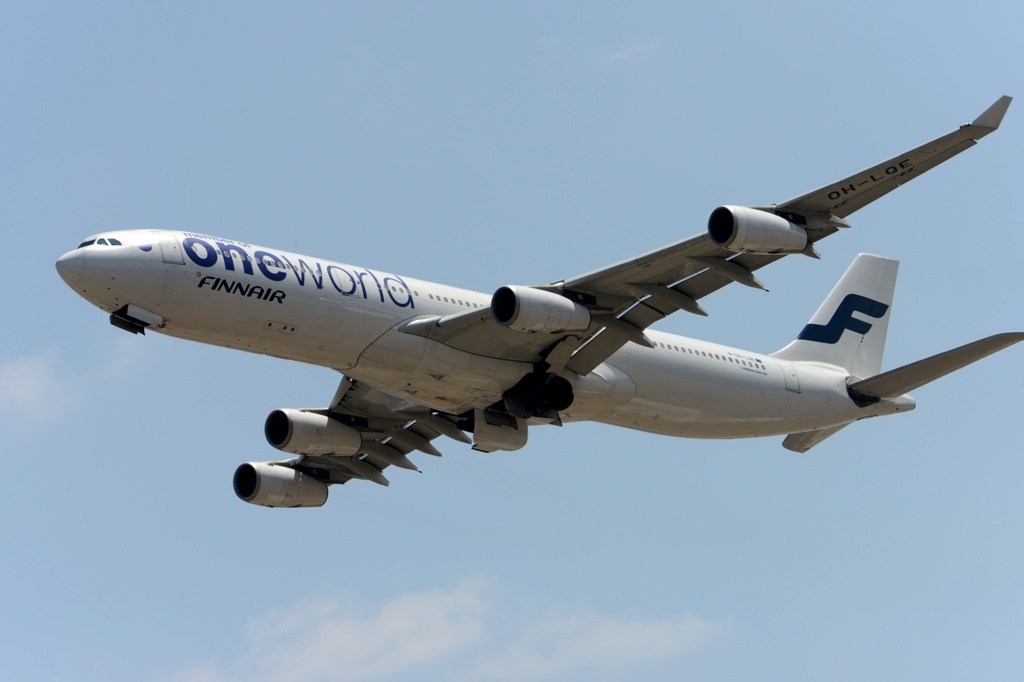 Finnair A340-300 離陸