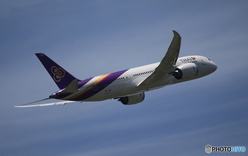 飛び立ち　Thai 787-8