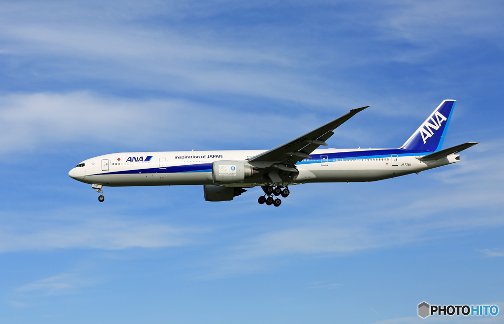 到着 ANA 777-381 JA779A