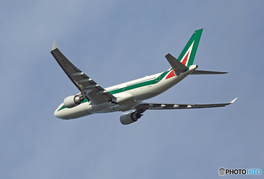 出発 Alitalia A330-202 EI-EJL