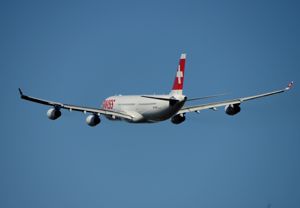 SWISS　A340-313 