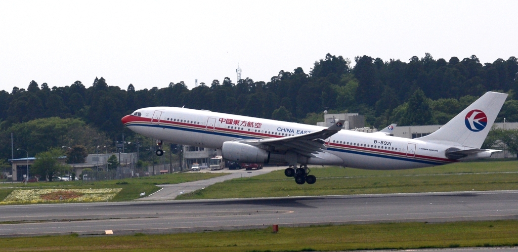 中国東方航空　A330-200