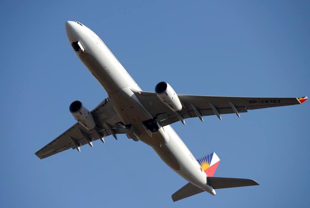 Philippines A330-343 出発
