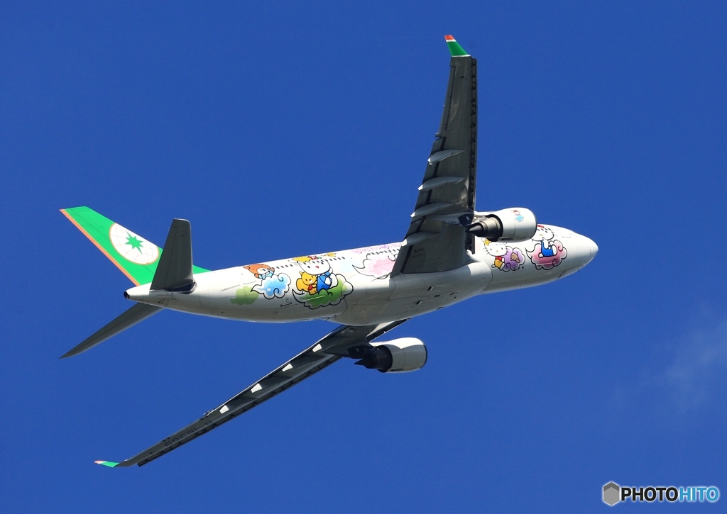 EVA A330-202 飛び立ち　