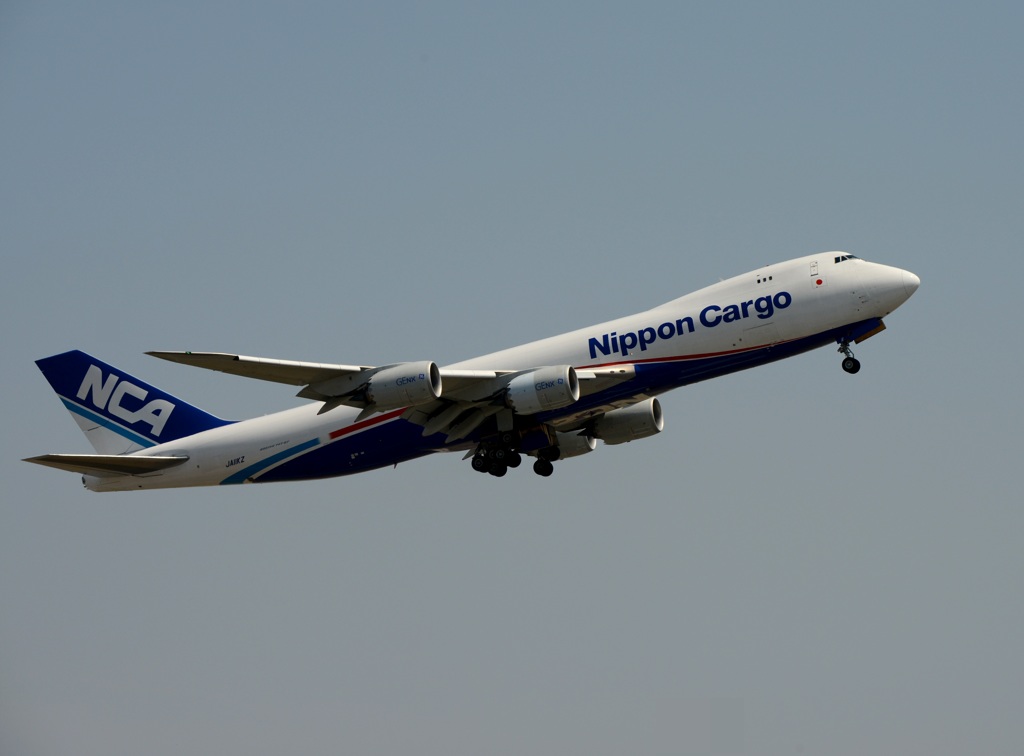 離陸 NCA 747-8F 