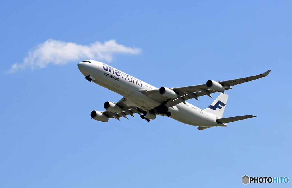 飛び立ち FINNAIR A340-313 OH-LQE