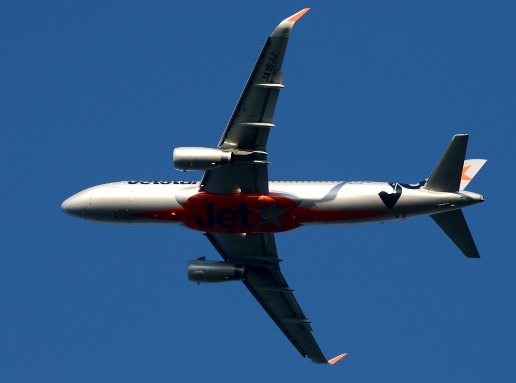 離陸（476）JetStar A320-232