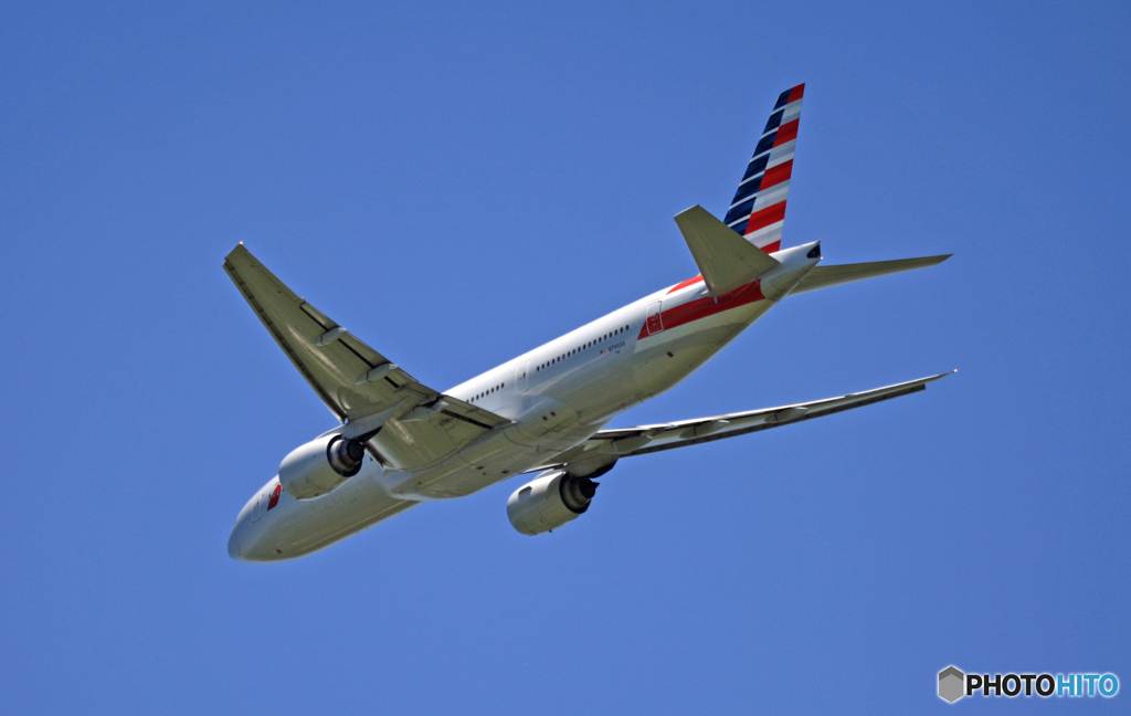 飛行 American 777-200 N794AN
