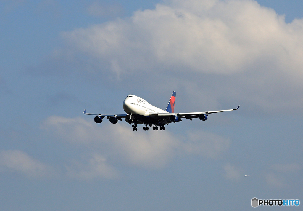 「ぶるー」 DELTA 747-400 N669US Landing