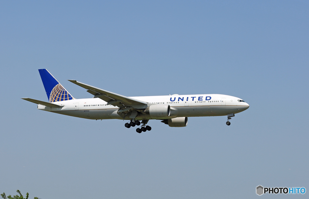 「はれー」 United 777-222 N799UA 到着
