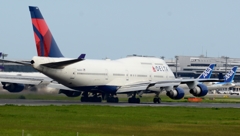 出発（175）DELTA 747-400 