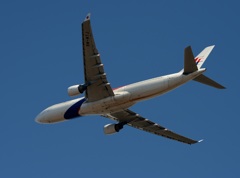 飛行 ﾏﾚｰｼｱ　A330-323