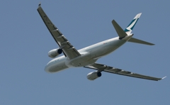 離陸（74）CATHAY PACIFIC A330-300