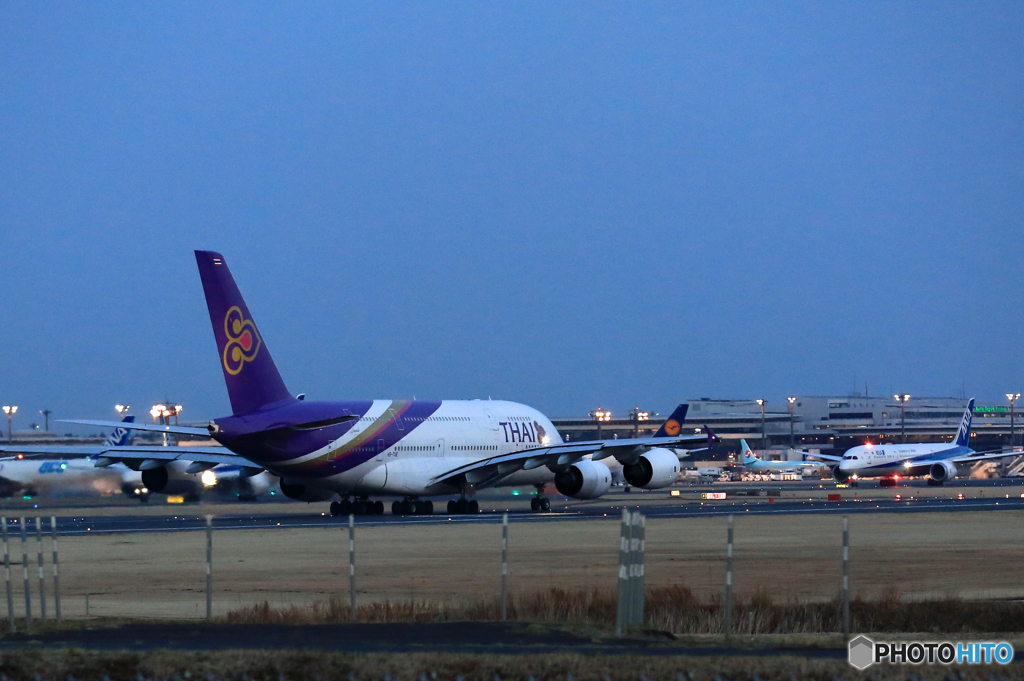Takeoff ✈ Thai A380-841 HS-TUE ☮