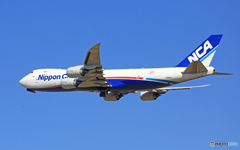 離陸 NCA 747-8KZF JA14KZ