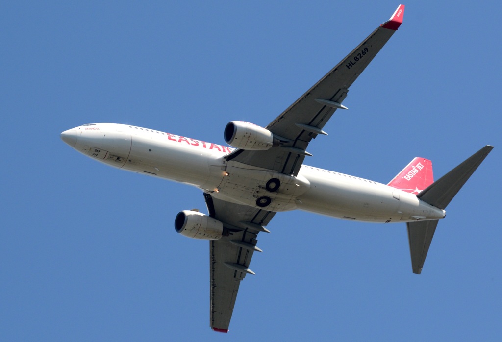 離陸（359） Eastarjet 737-8Q8 