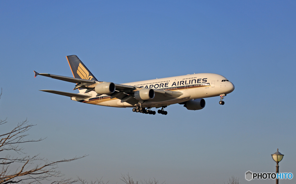 SINGASPORE A380-841 9V-SKN