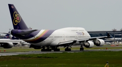 出発（186）THAI 747-400 