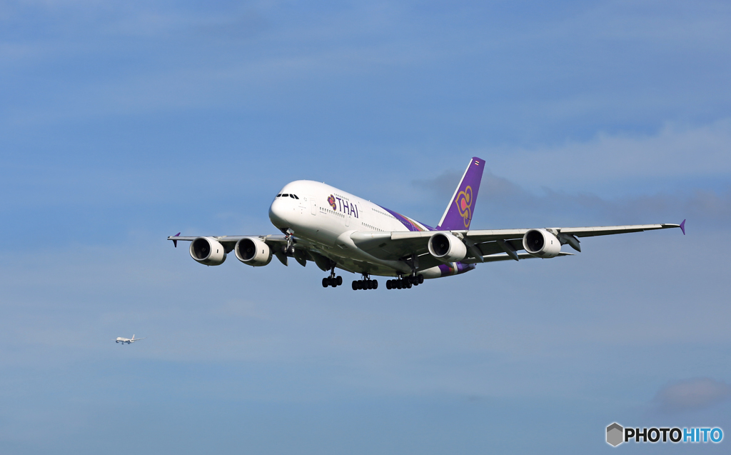 到着 Thai A380-841 HS-TUB