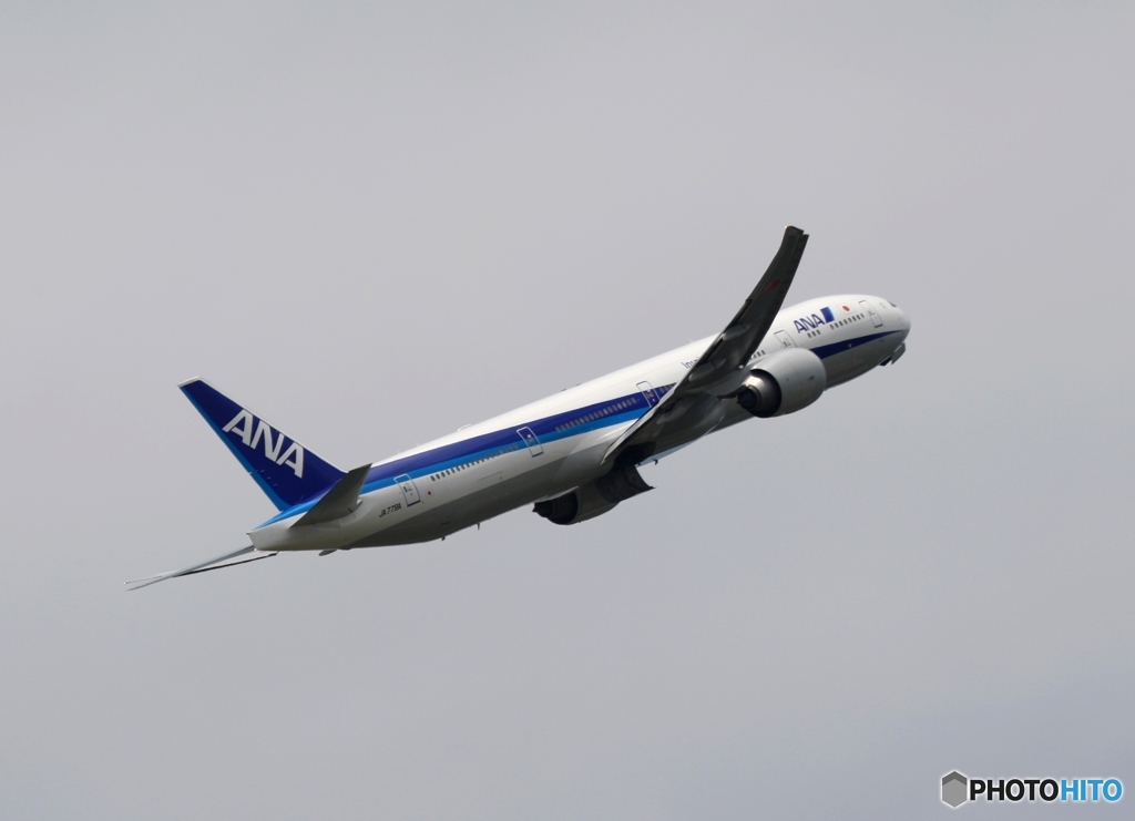 出発　ANA 777-381ER