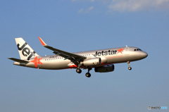 到着　Jetstar A320-200 JA18JJ