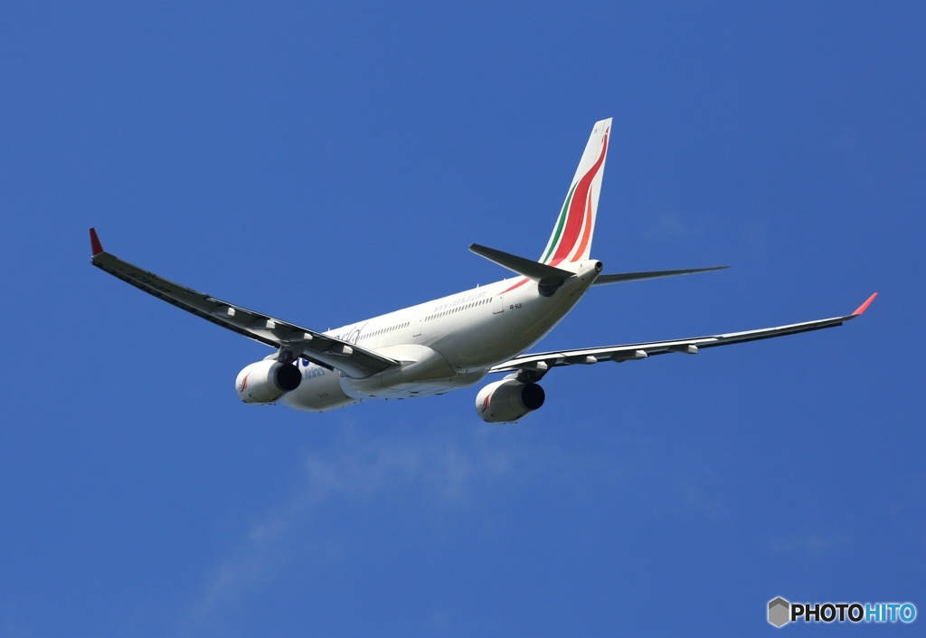 SriLankan A330-243 4R-ALH 離陸