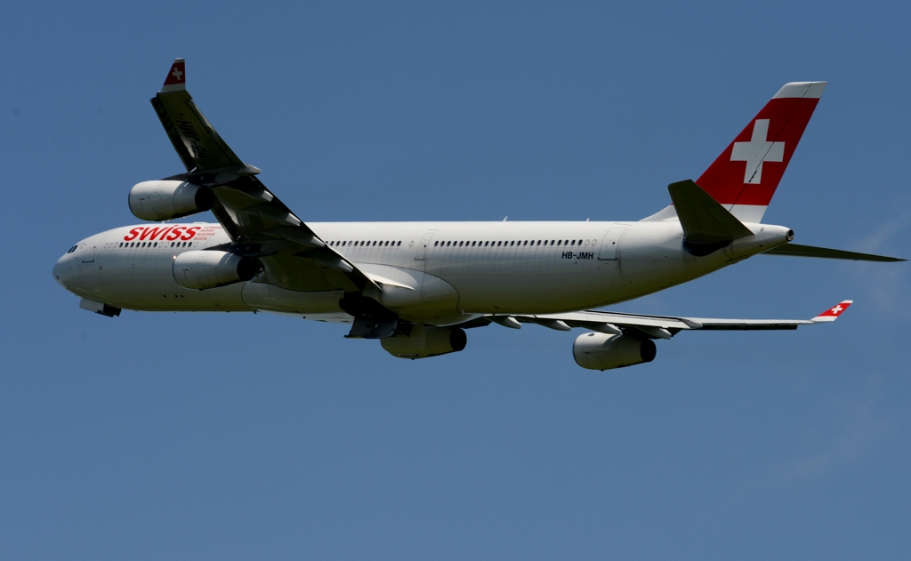 離陸（62）SWISS A340-313
