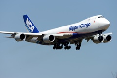 NCA 747-8F 着陸