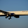 着陸 DELTA A330-323 