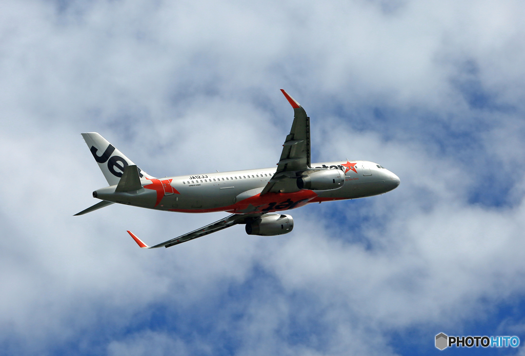 飛び立ち Jetstar A320-232 JA12JJ