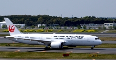 出発（24）　JAL 787-8　