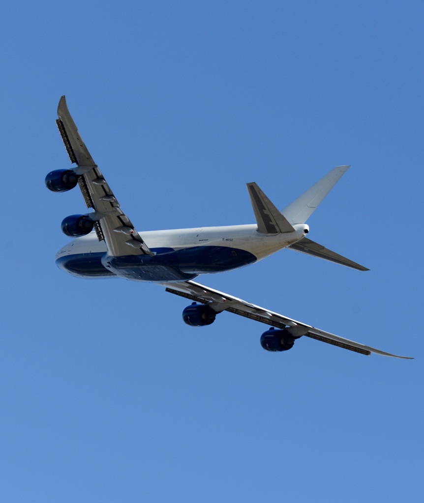 Polar Air Cargo 747-8TUF 飛行