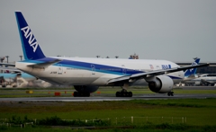 出発（232） ANA 777-381 