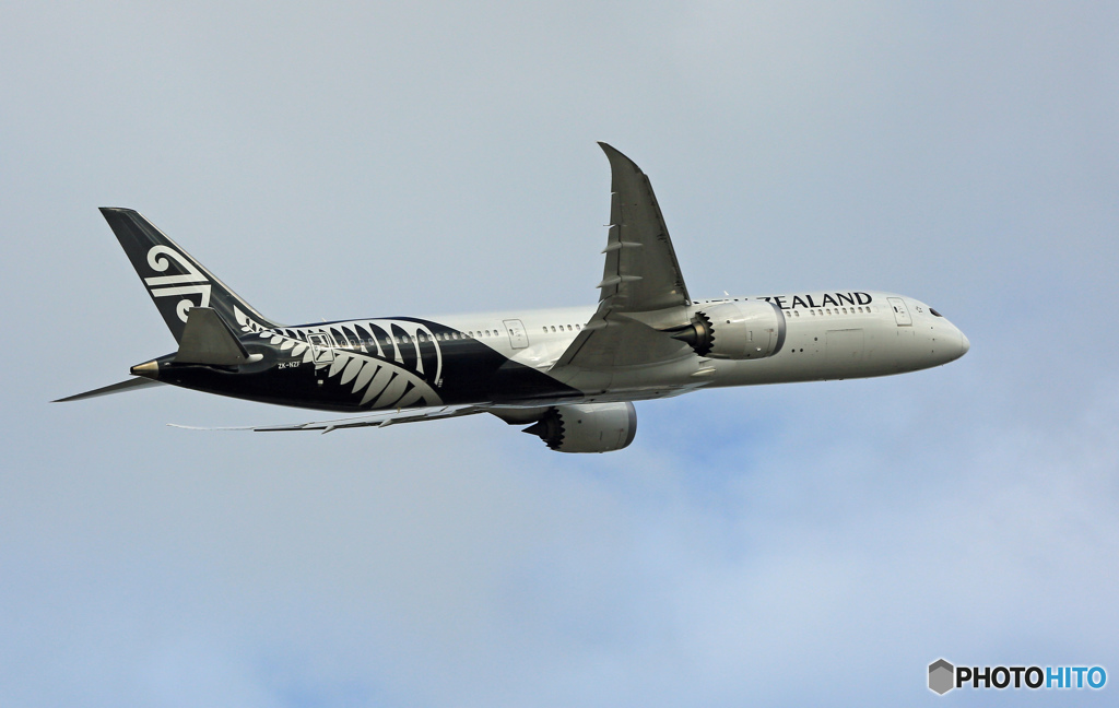 Air New Zealand B787-9 ZK-NZF離陸 