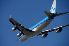 飛び立ち  KLM 747-406 飛び立ち  KLM 747-406
