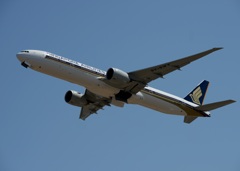 離陸 SINGAPORE 777-312