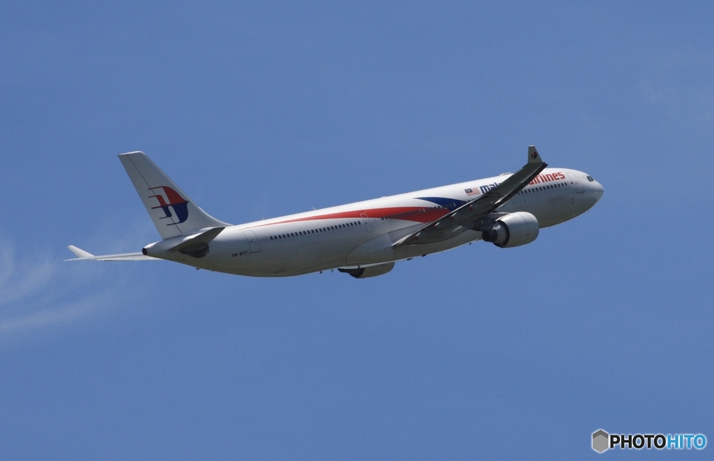 出発　Malaysia A330-323