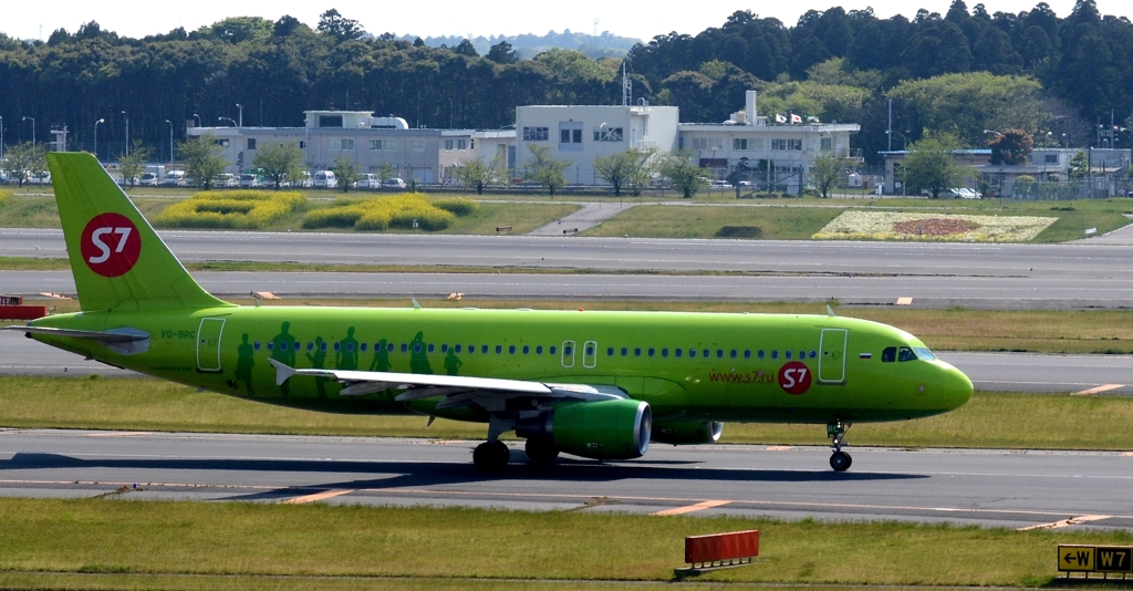 Siberia Airline　A320-214