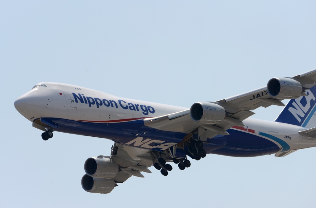 NCA 747-8F 離陸