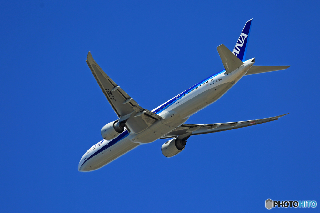 「SKY」 ANA 777-381 JA732A出発