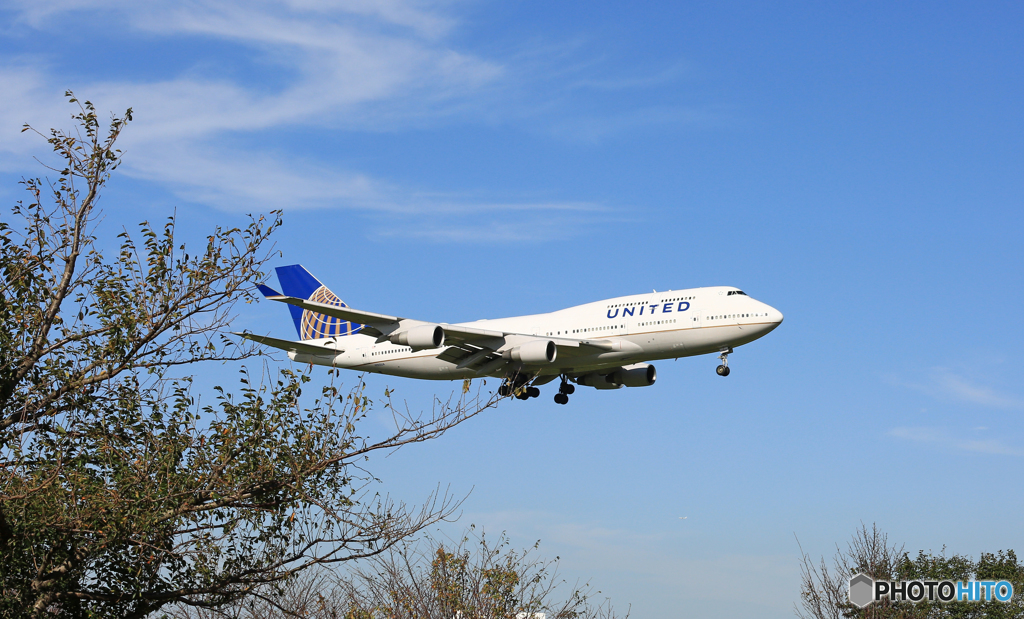 着陸UNITED 747-400 N105UA/ジャンボ保存委員会