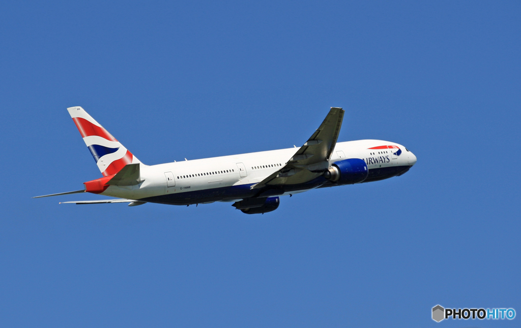 [青い空]　British 777-236 G-YMMK