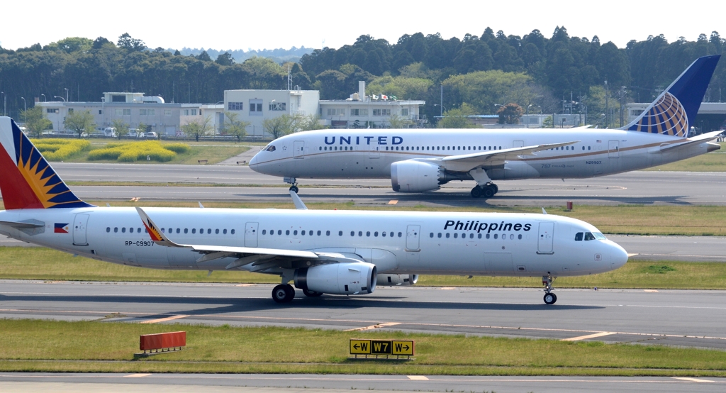出発（105）Pilippins A321-231　　　