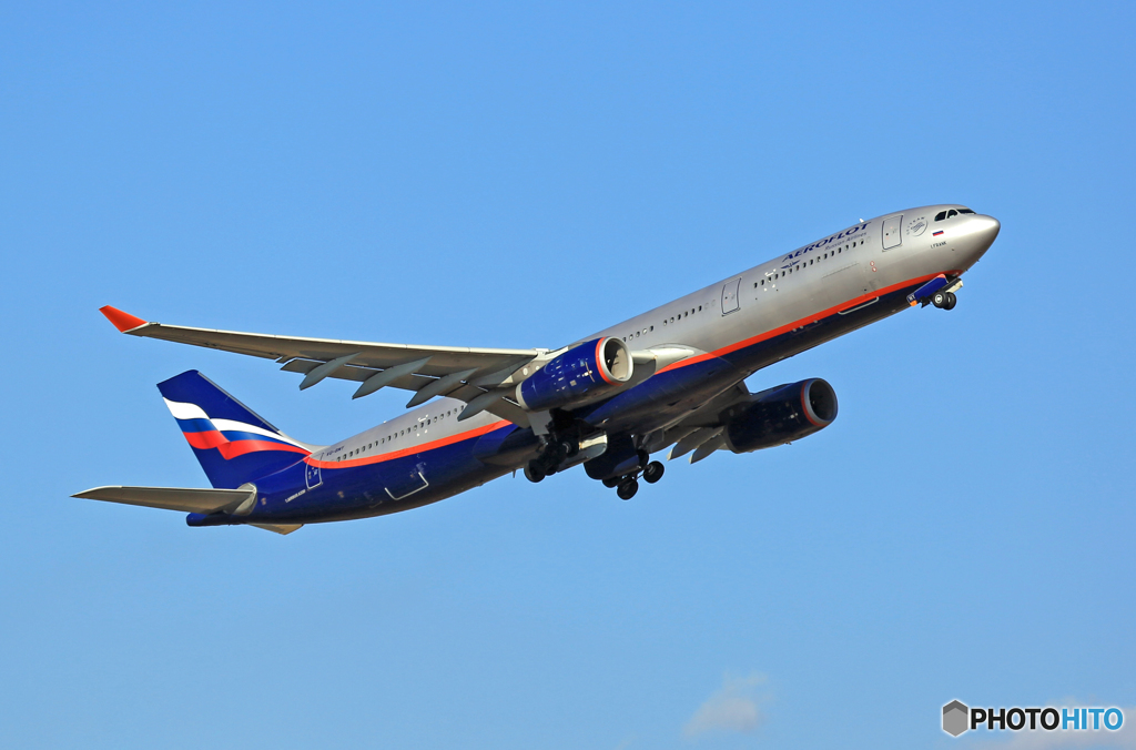 AEROFLOT A330-343 VQ-BMY 飛び立ち　
