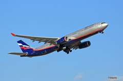 AEROFLOT A330-343 VQ-BMY 飛び立ち　