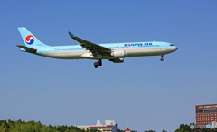 着陸 Korean A330-300 HL7553