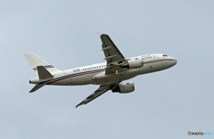 グローバルジェットA319-115 P4-VNL 離陸 