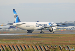 離陸 Egyptair 777-300 SU-GBM
