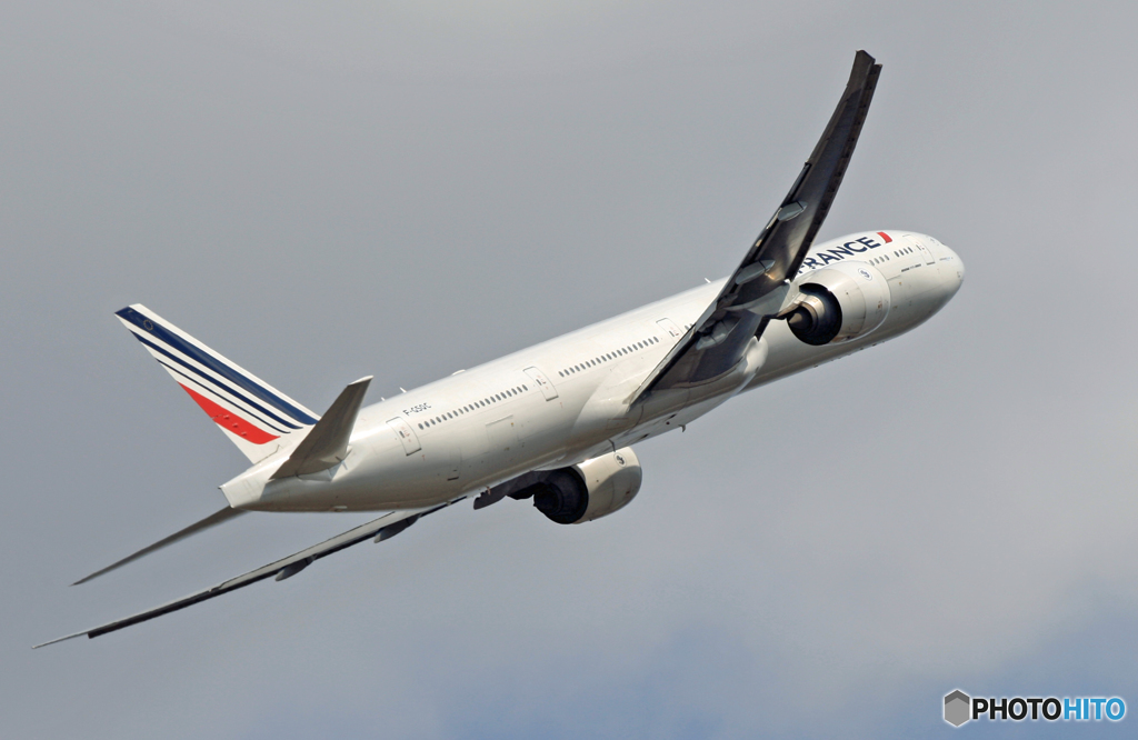 離陸 Air France 777-300 F-GSQC